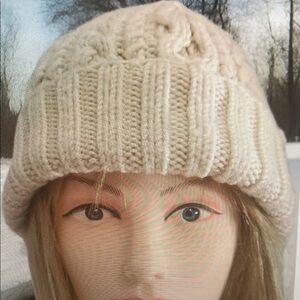 Cozy Cream Knit Beanie
